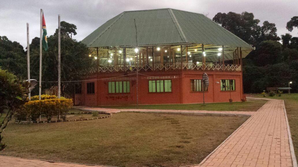 Iwokrama River Lodge Makari Dış mekan fotoğraf